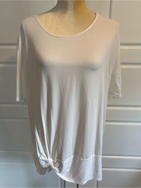 NWT Cream Chico’s top